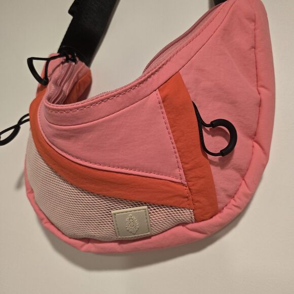 FP Movement by Free People Pink Nothin But Net Sling Belt Bag Crossbody Purse - Picture 3 of 10